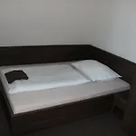 Almond 3*