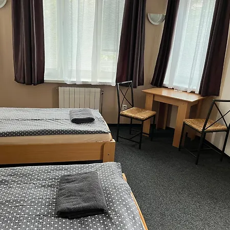 Almond 3* Теплице